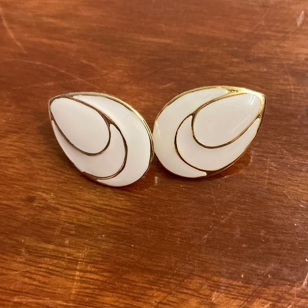 Vintage Cream and gold enamel pierced earrings